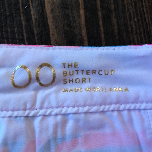 Lily Pulitzer Shorts - Picture 2 of 4